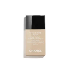 Chanel Vitalumière Aqua SPF 15 Foundation 70 Beige
